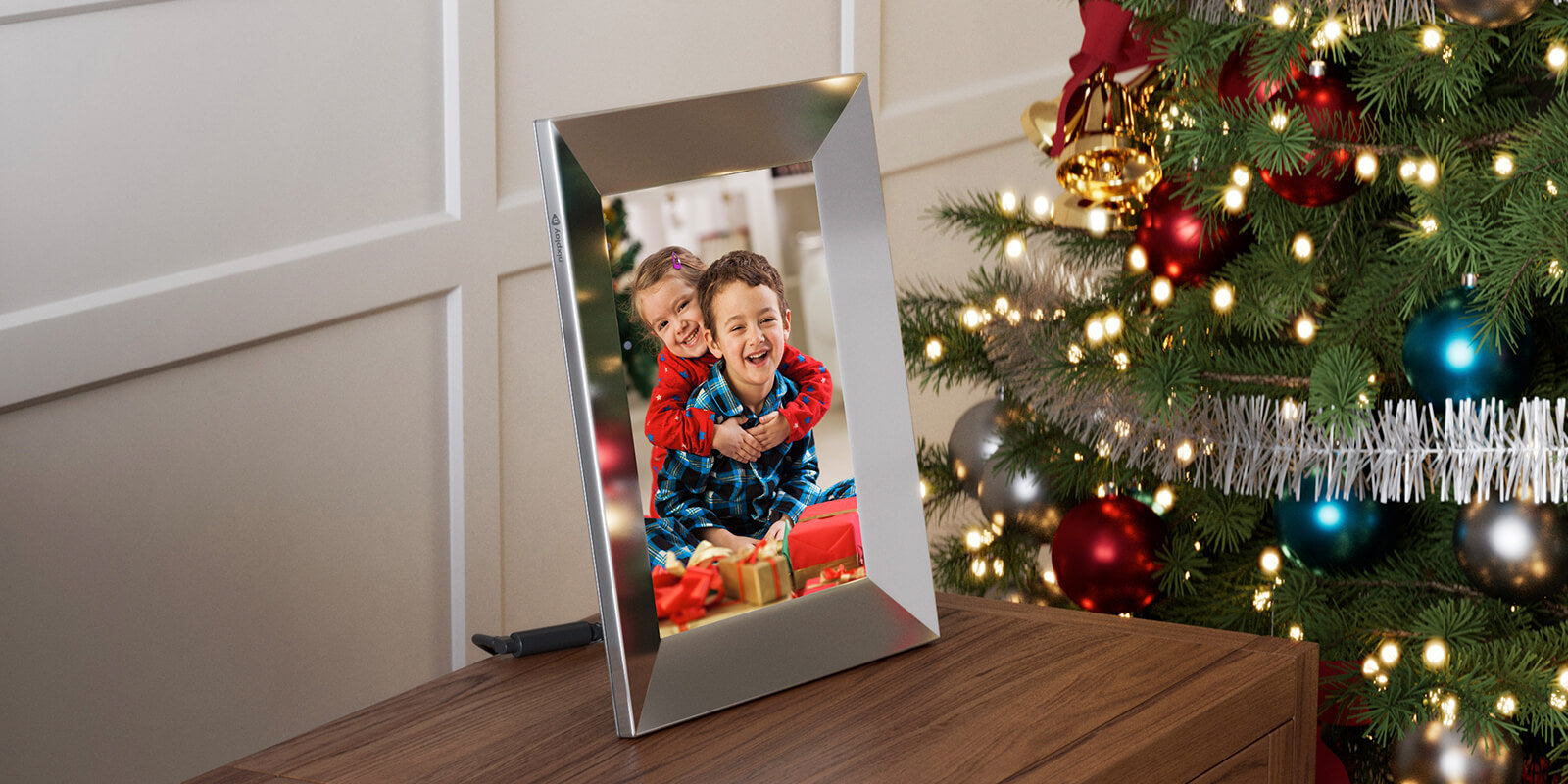 articles/Christmas-Gift-Guide_86b291e3-6410-49d3-81f6-f5a343ad01d9.jpg
