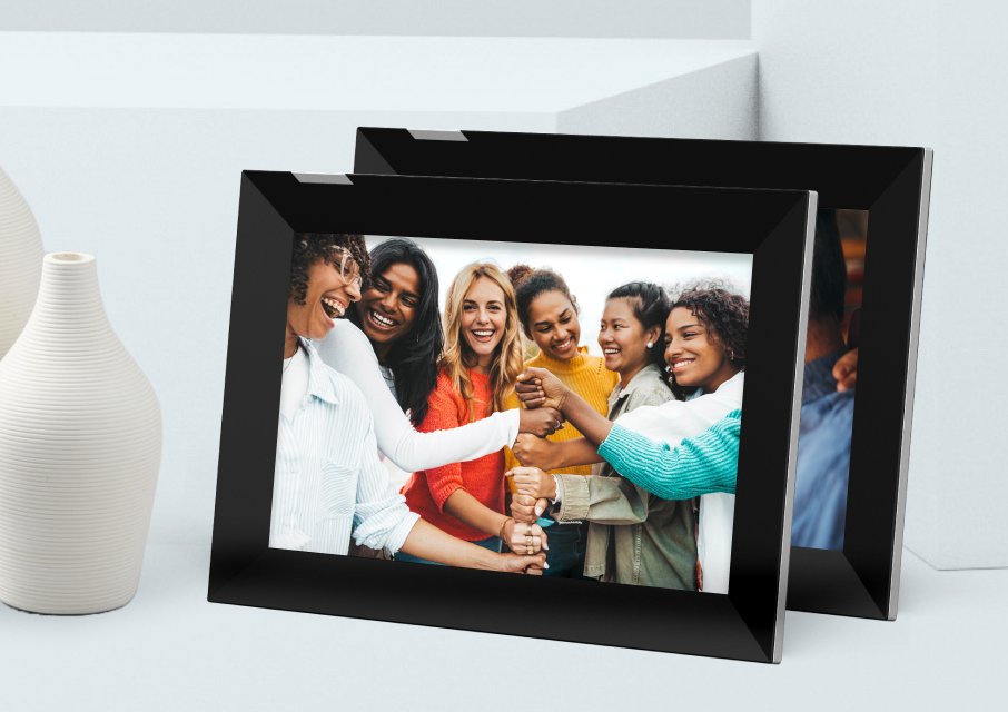 Modern 10.1" HD Touch Screen